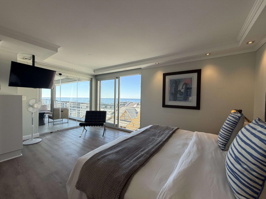 To Let 3 Bedroom Property for Rent in Sea Point Western Cape